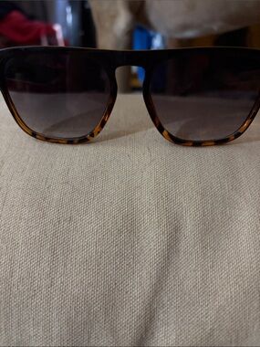 Free People Percy Classic Tortoiseshell Brown Sunglasses